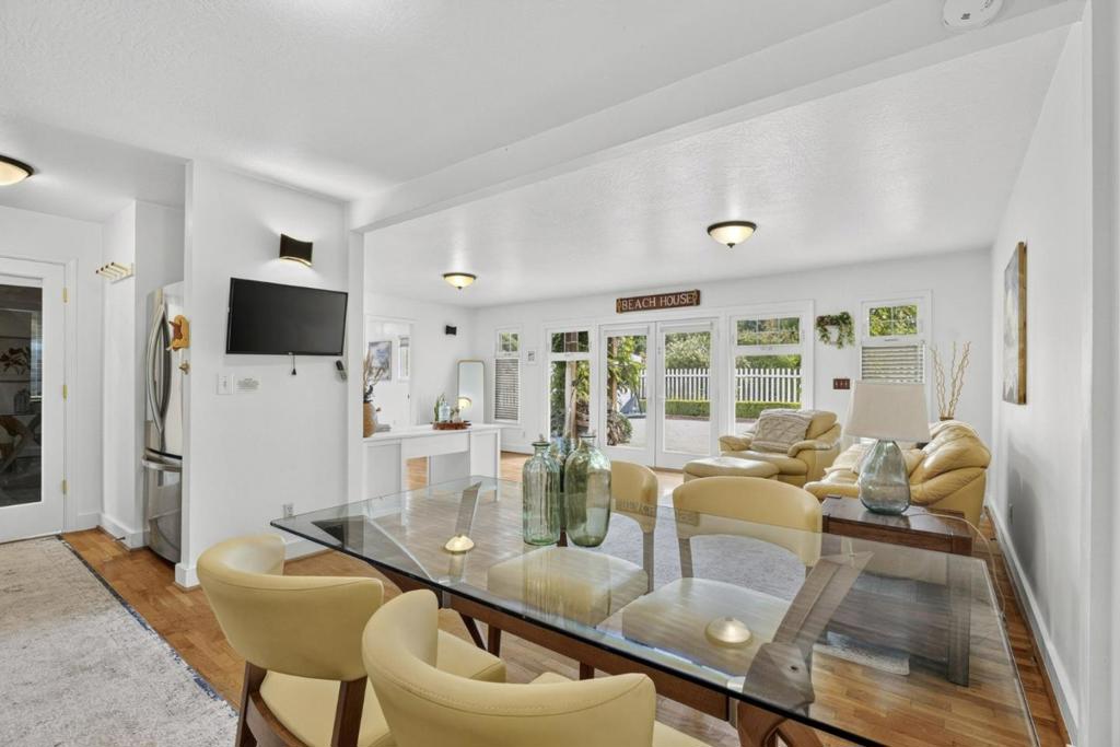 main property photo 64