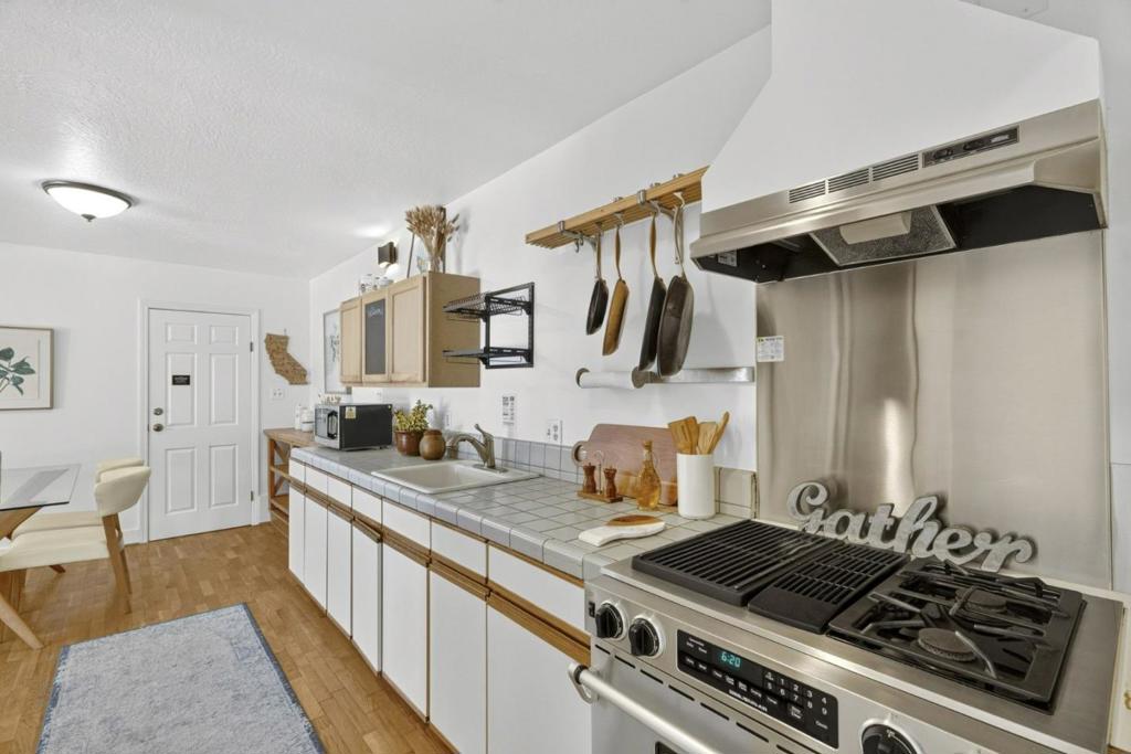 main property photo 66