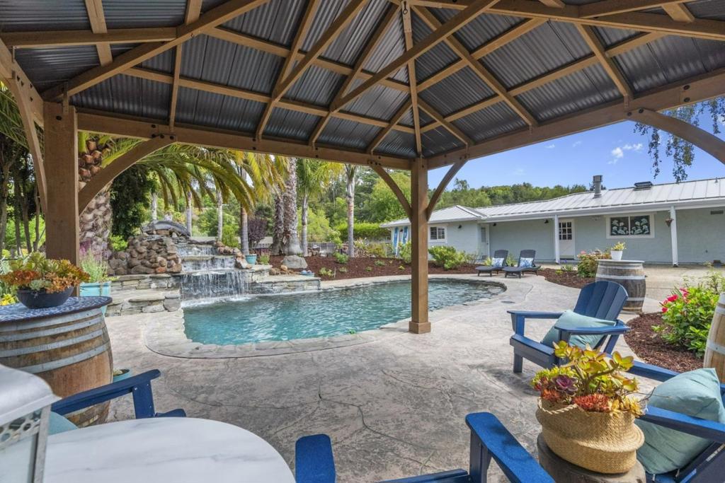 main property photo 73