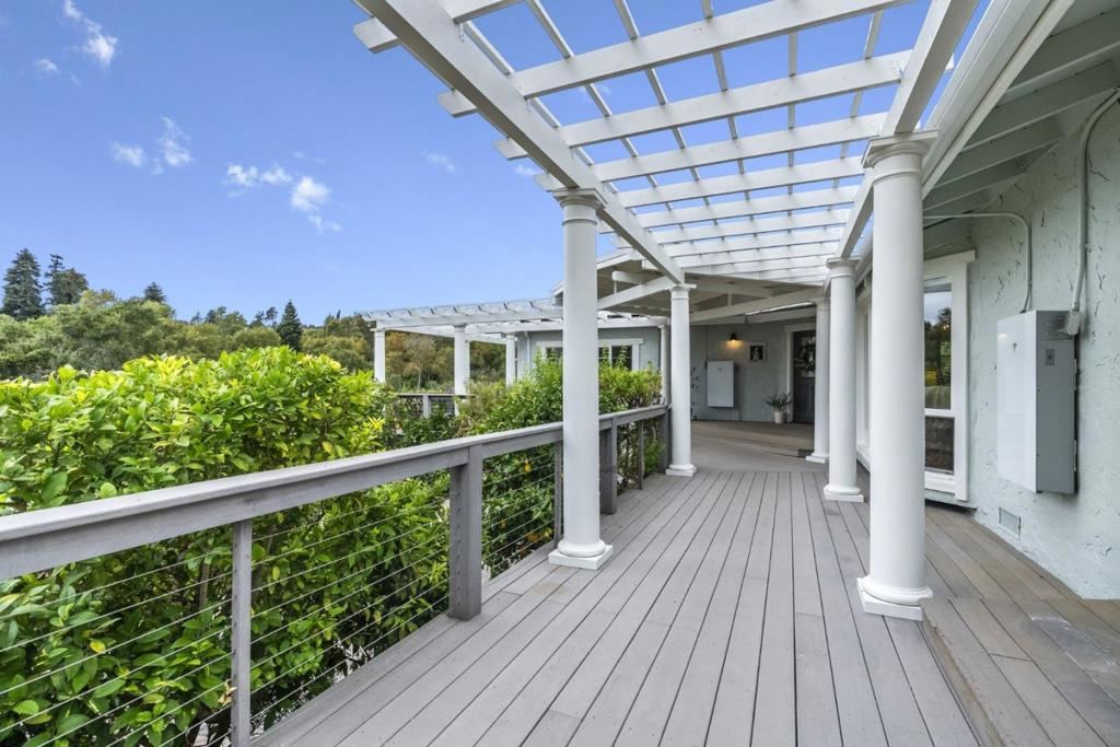 main property photo 80