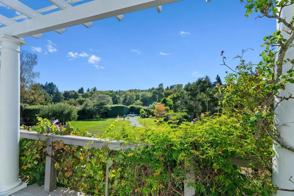main property photo 82
