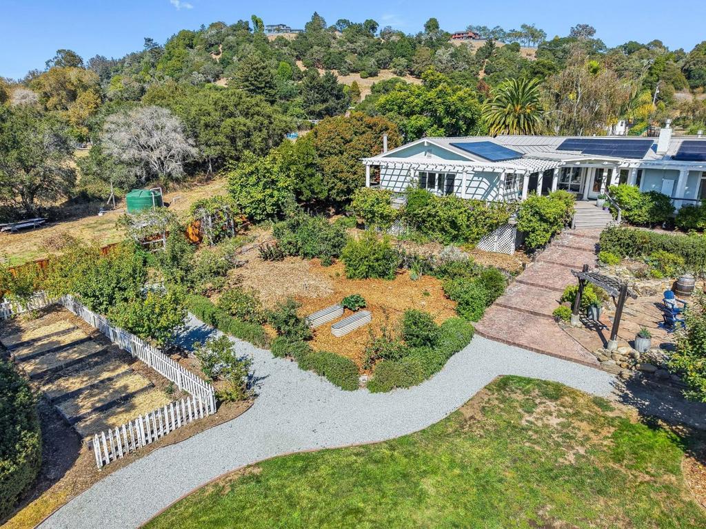 main property photo 87