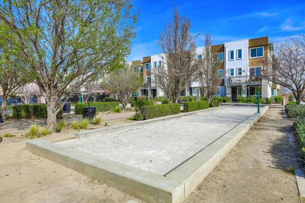 main property photo 70