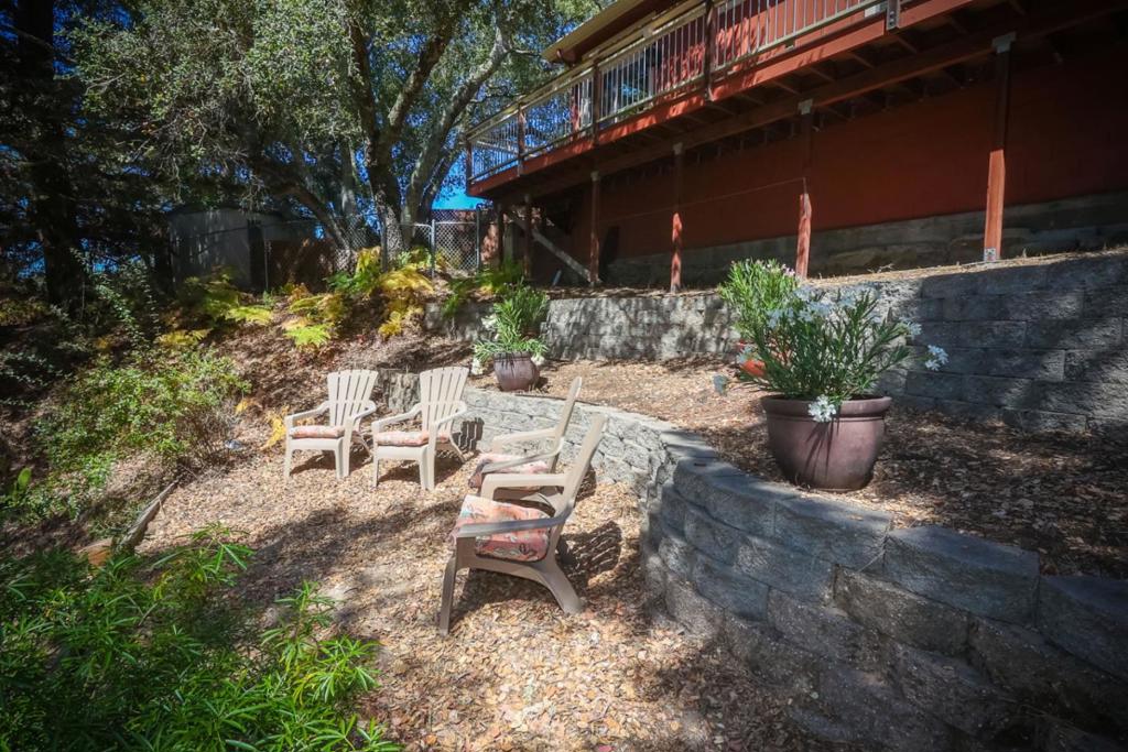 main property photo 64