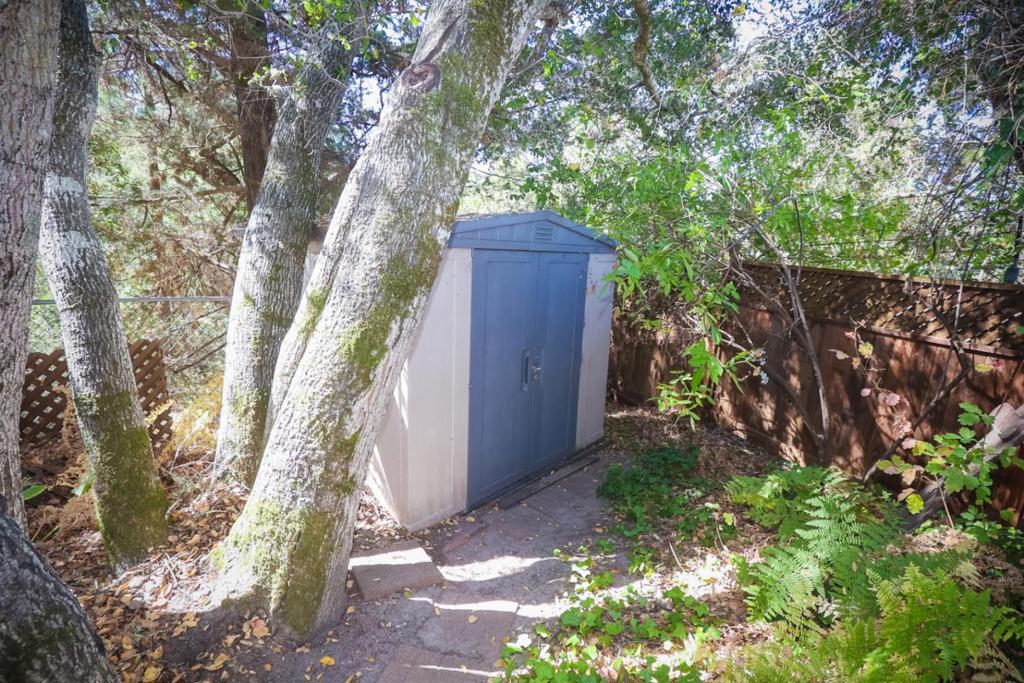 main property photo 76