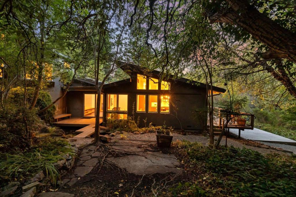 main property photo 77