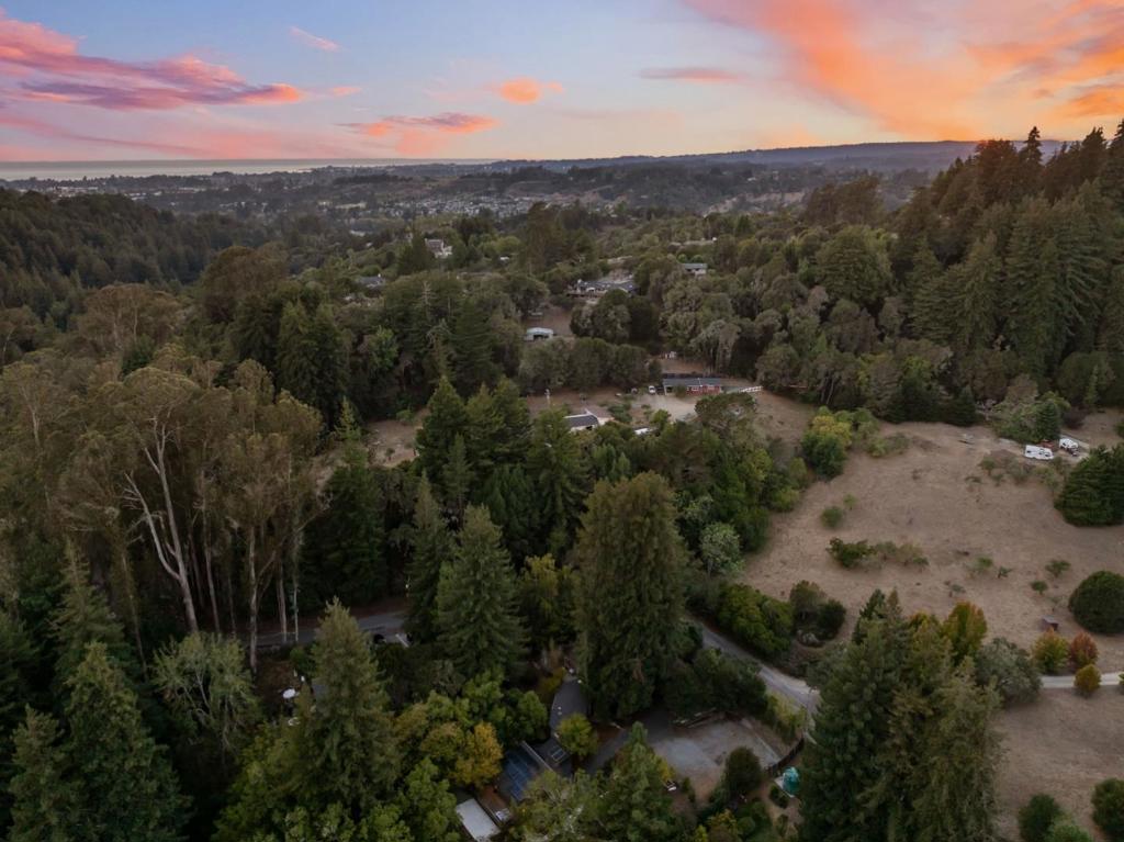 main property photo 94