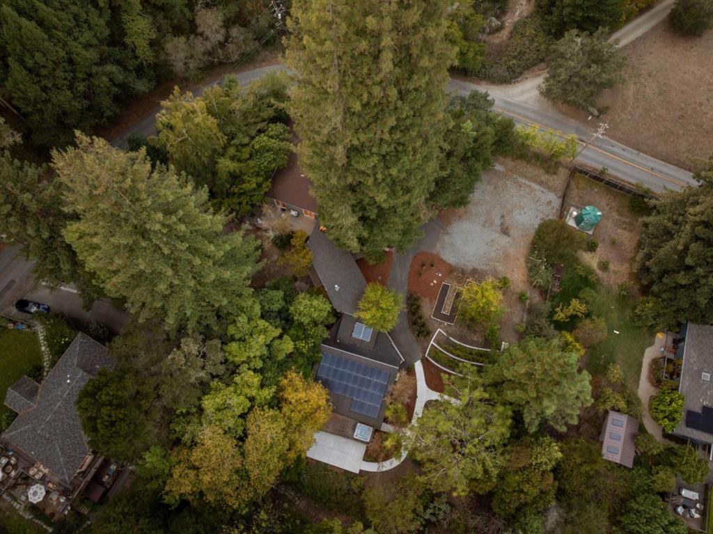 main property photo 96