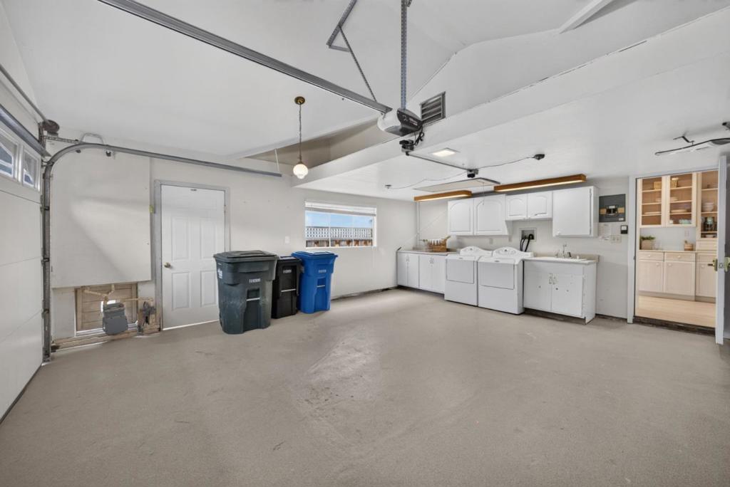 main property photo 76