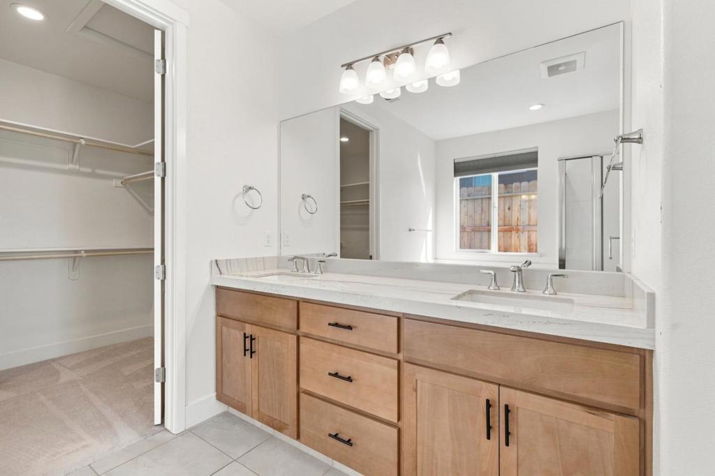 main property photo 65