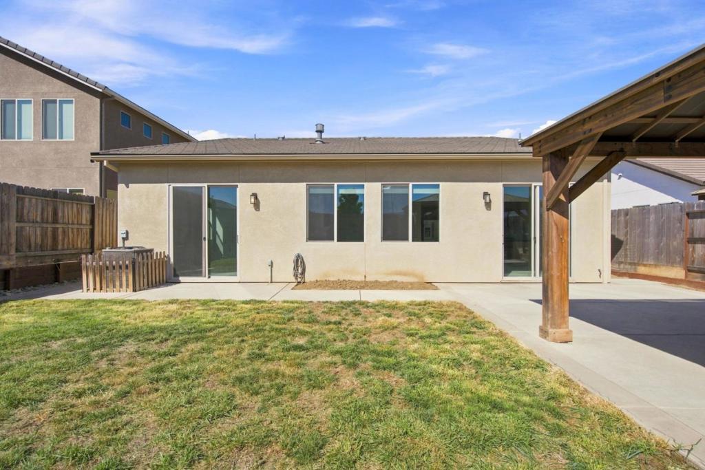 main property photo 79