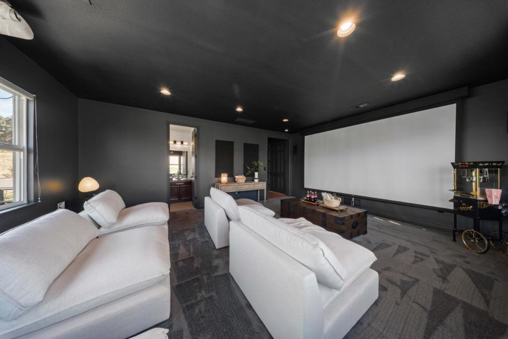 main property photo 64