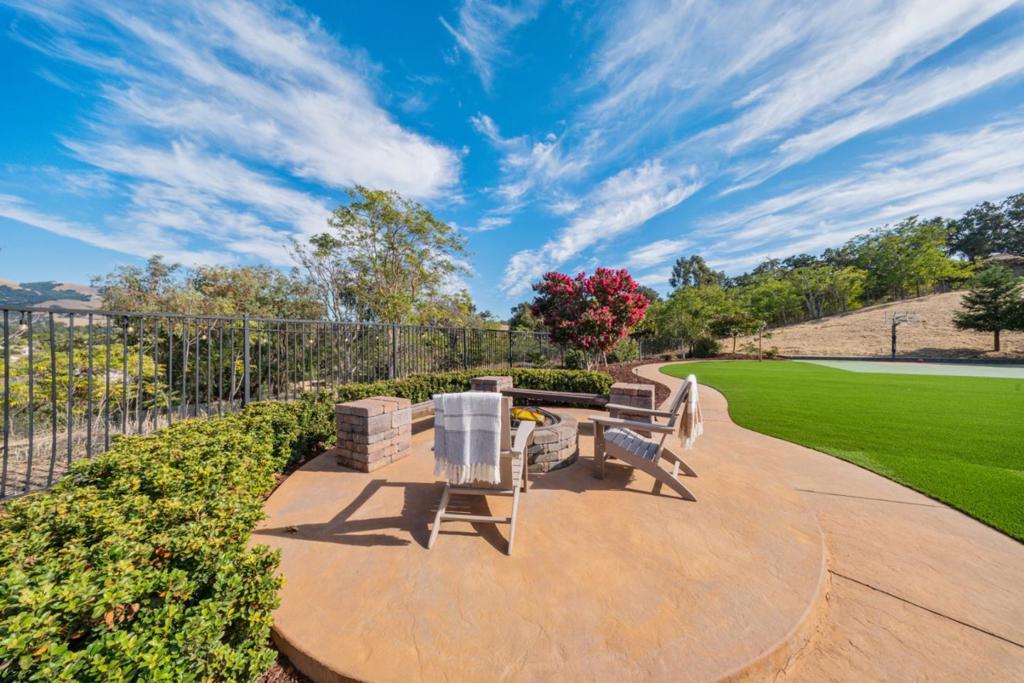main property photo 73