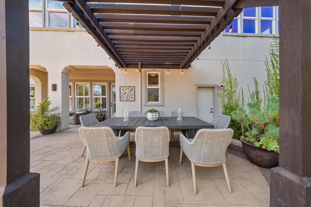 main property photo 77