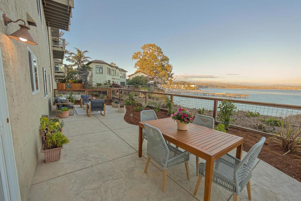 main property photo 58