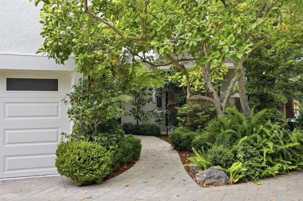 main property photo 57