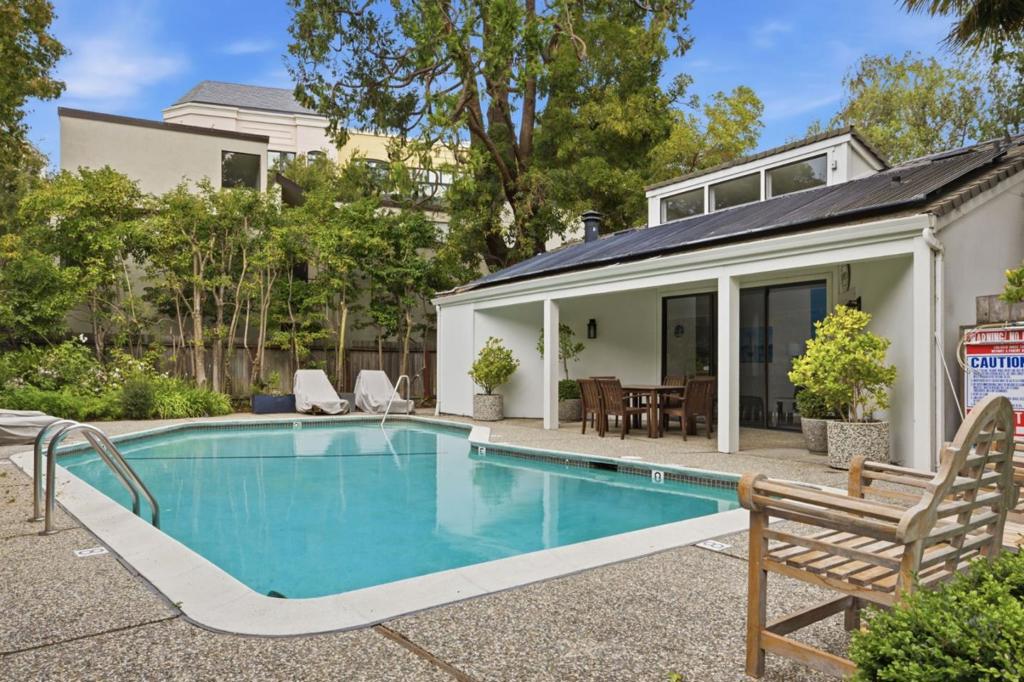 main property photo 61