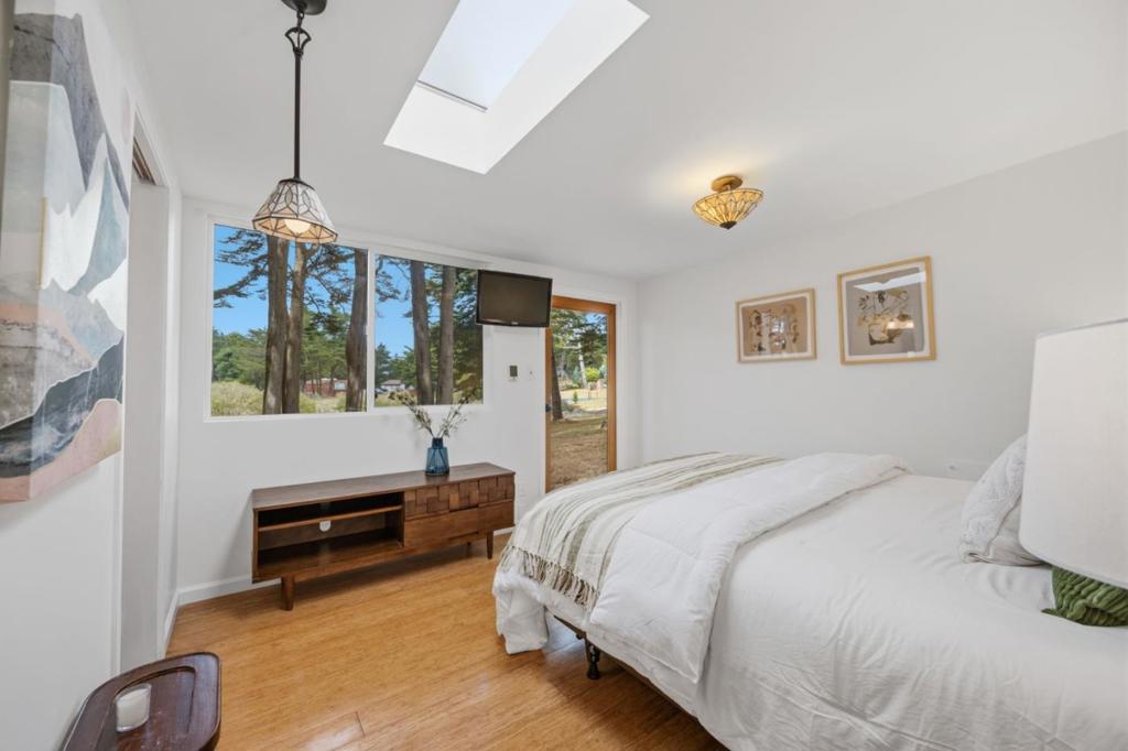 main property photo 59