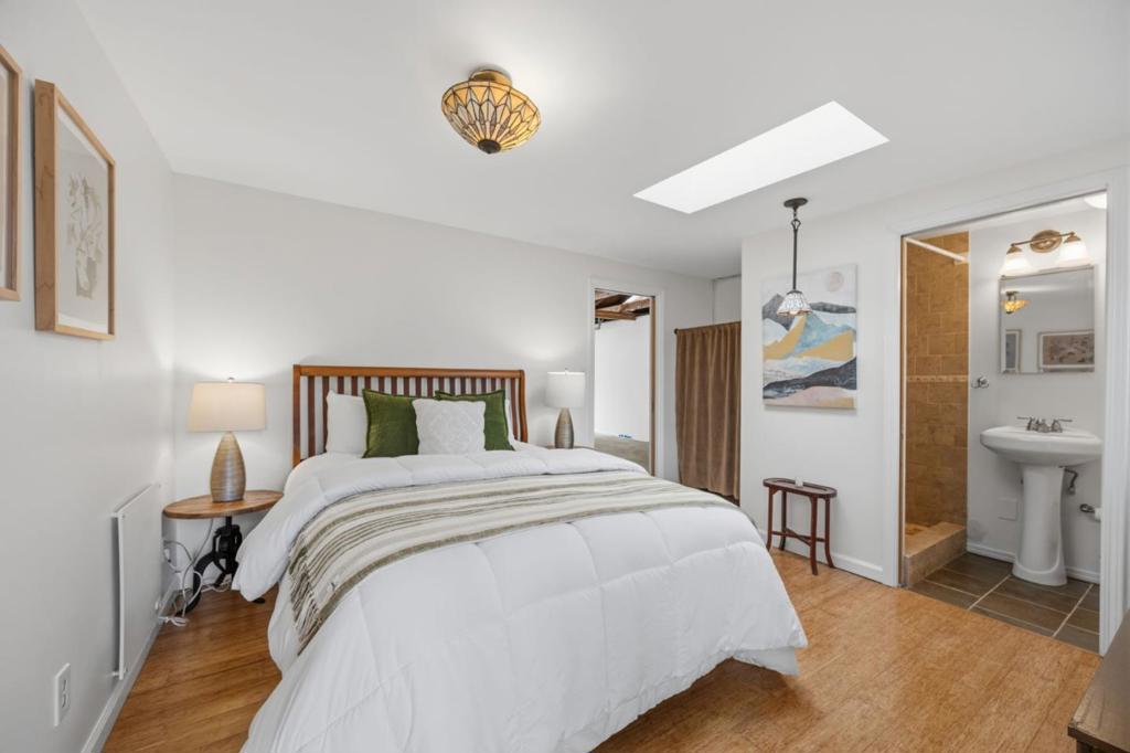 main property photo 60