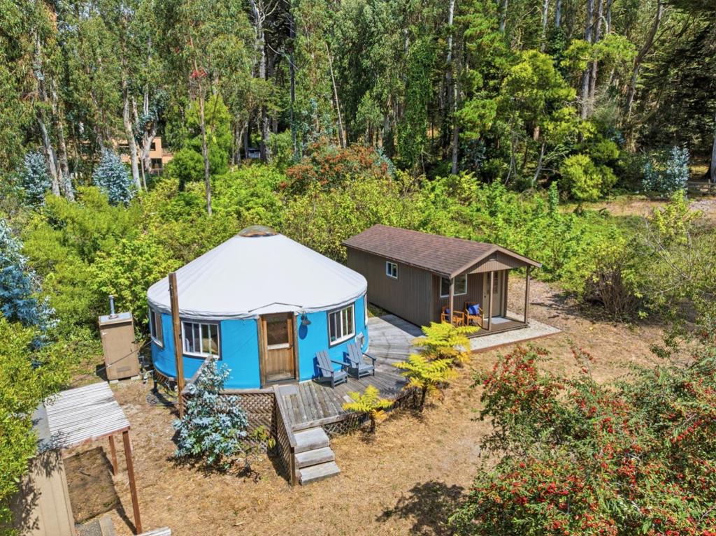 main property photo 71