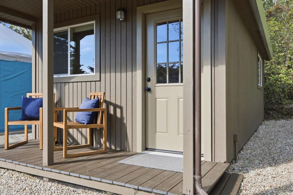 main property photo 73