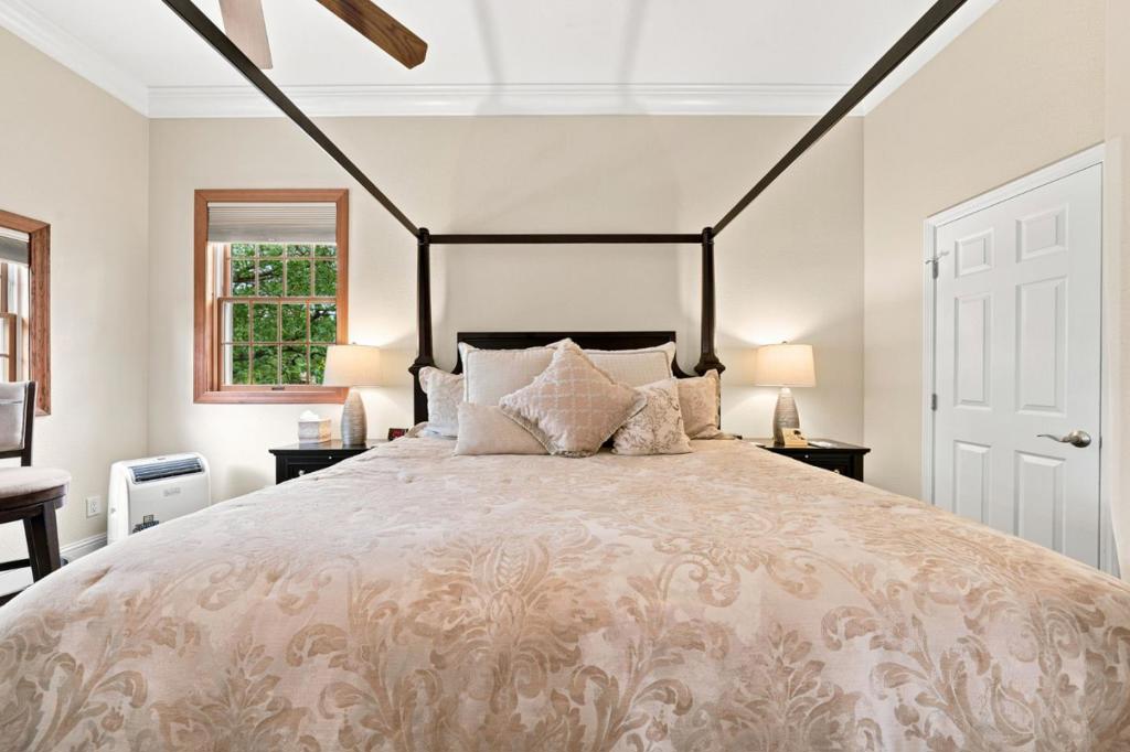 main property photo 76