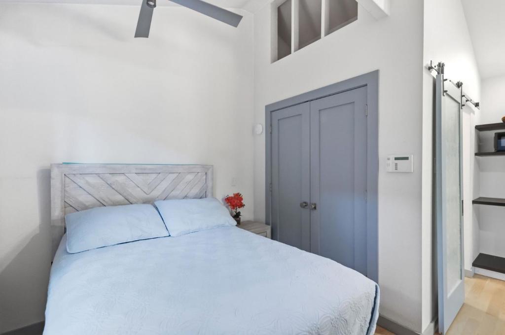 main property photo 112