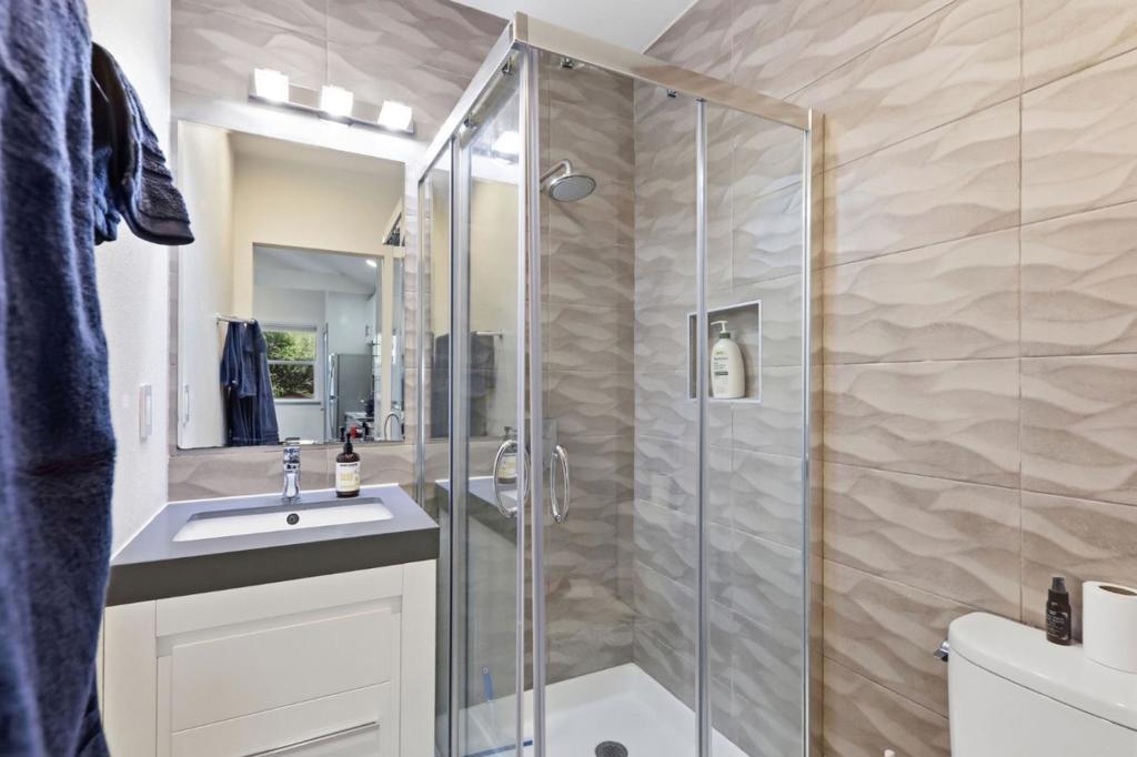 main property photo 114