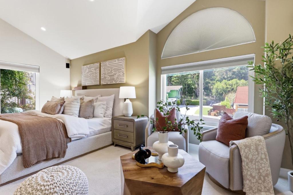 main property photo 77