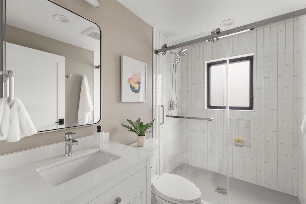 main property photo 75