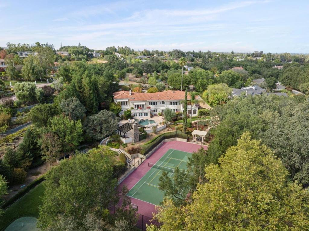 main property photo 51