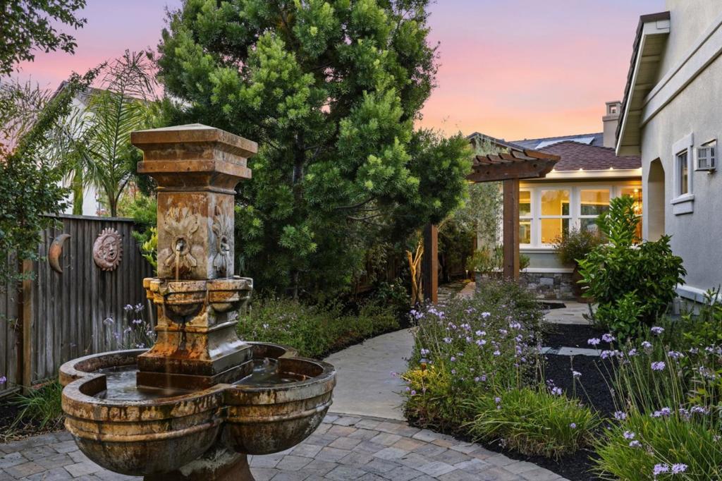 main property photo 79