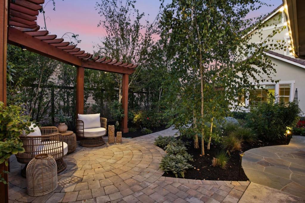 main property photo 83