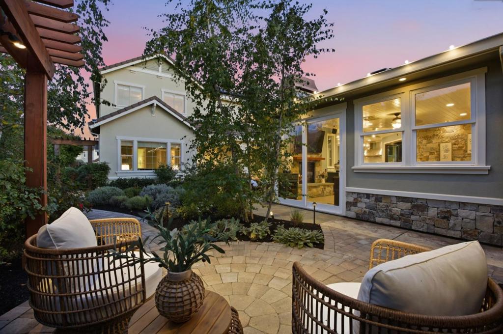 main property photo 84