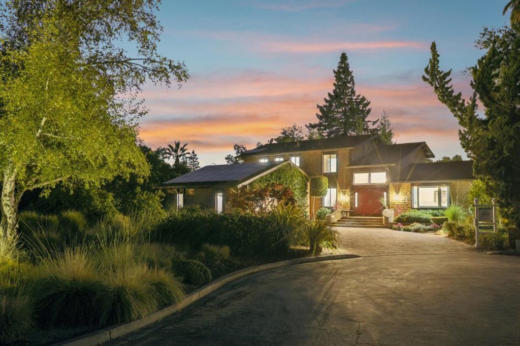 main property photo 52