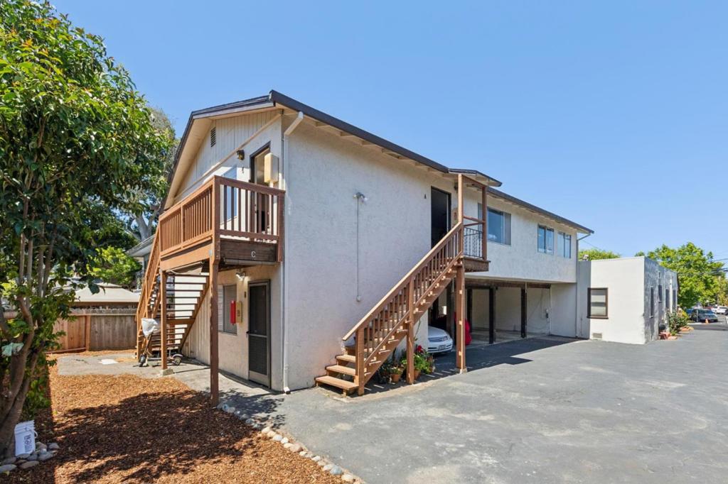 main property photo 66