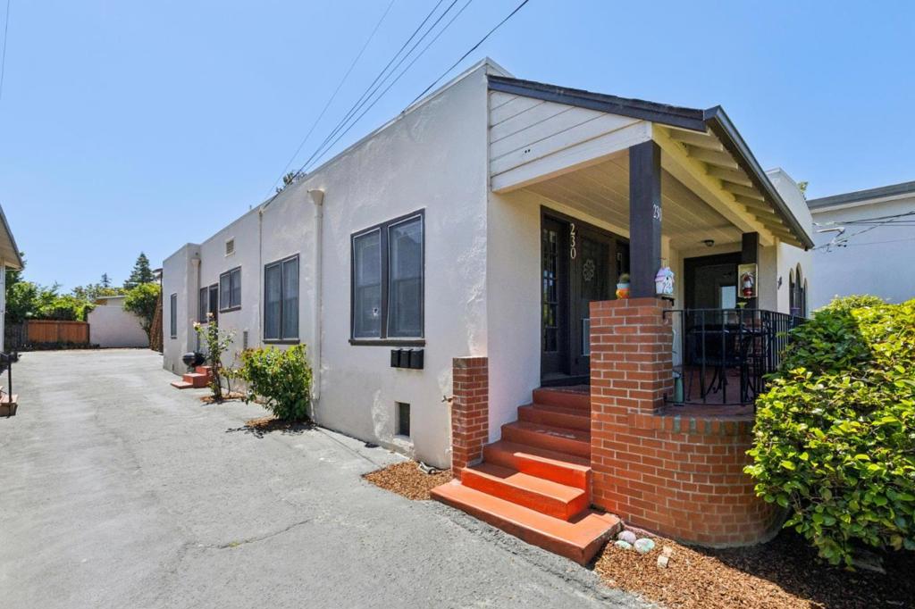 main property photo 70