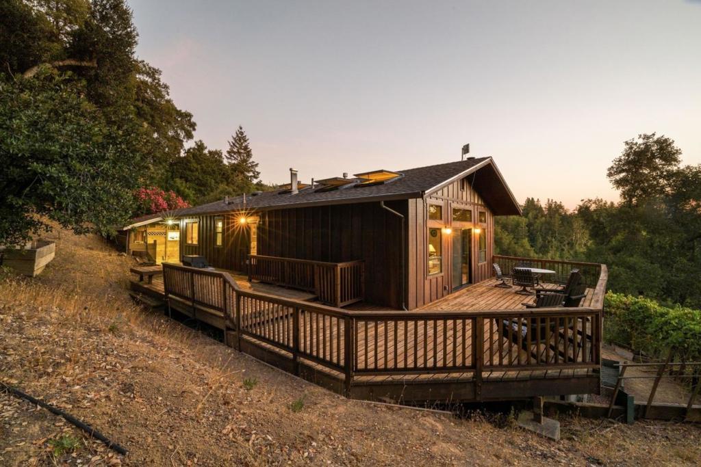 main property photo 24