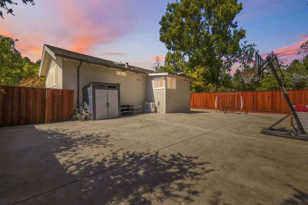 main property photo 54
