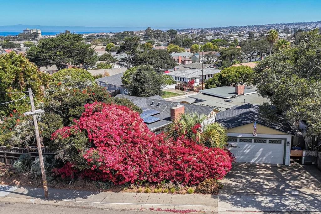 main property photo 51