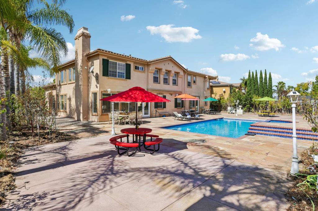 main property photo 64