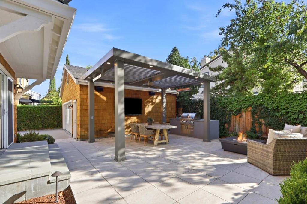 main property photo 69