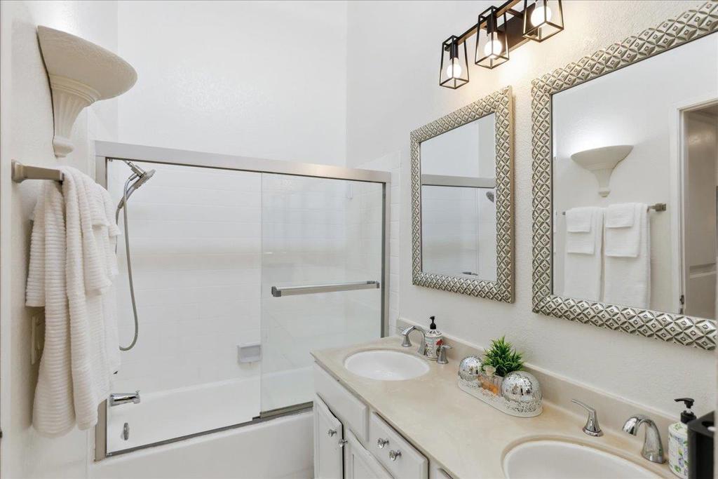 main property photo 70