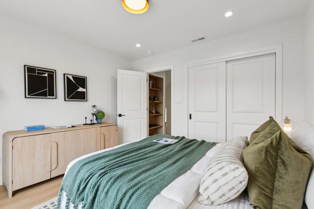 main property photo 73