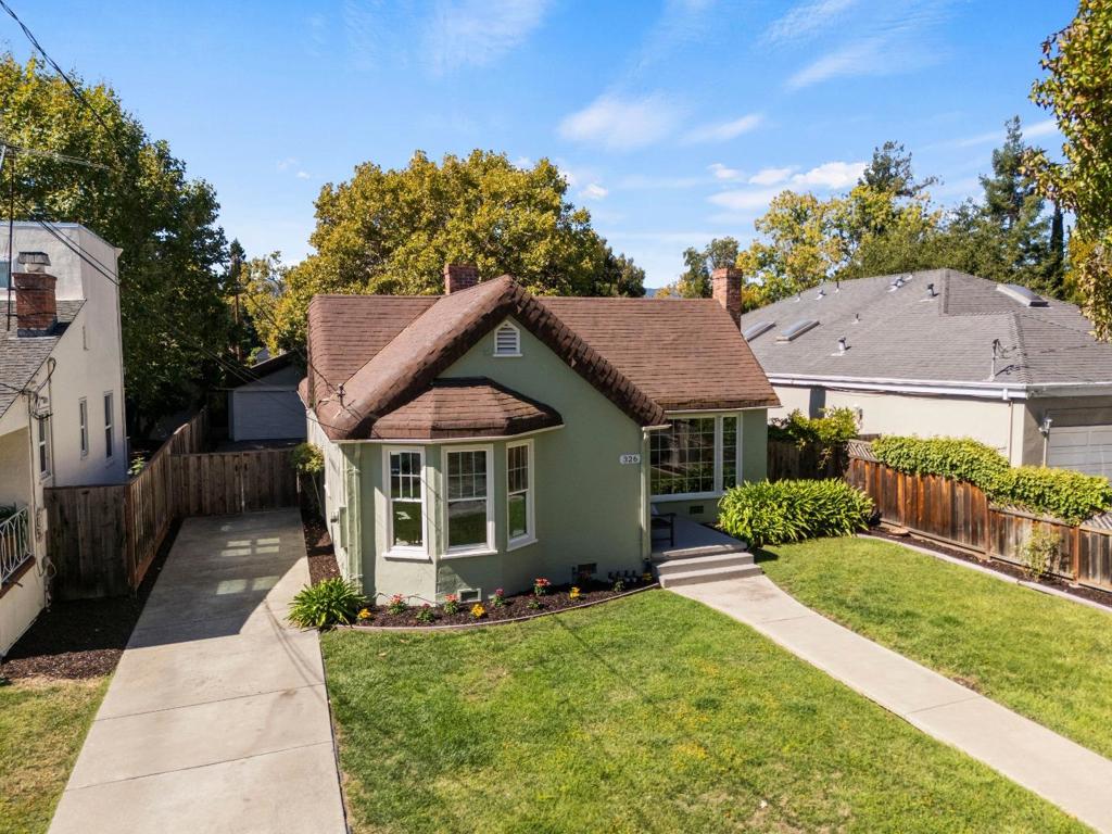main property photo 47