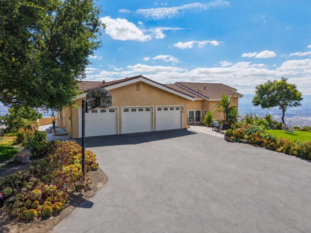 main property photo 77