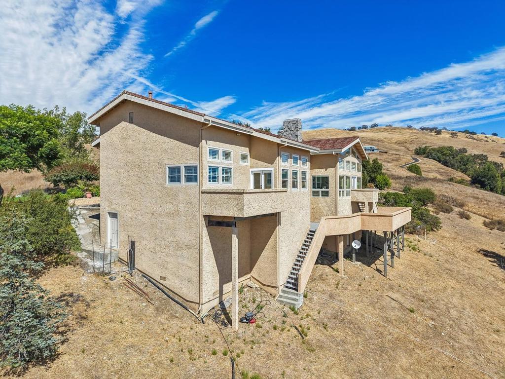main property photo 91