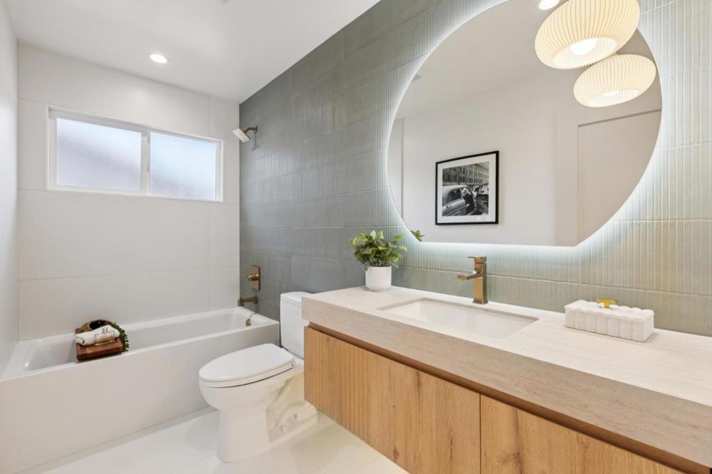 main property photo 64