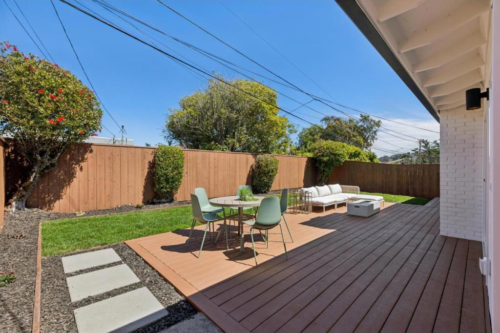 main property photo 74