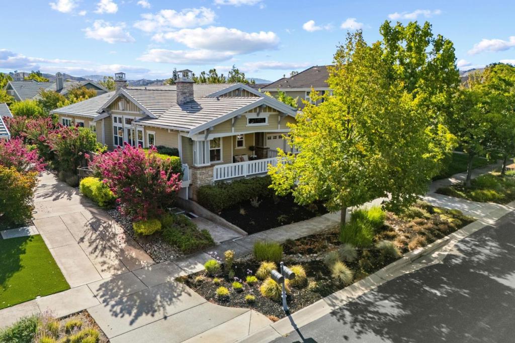 main property photo 59